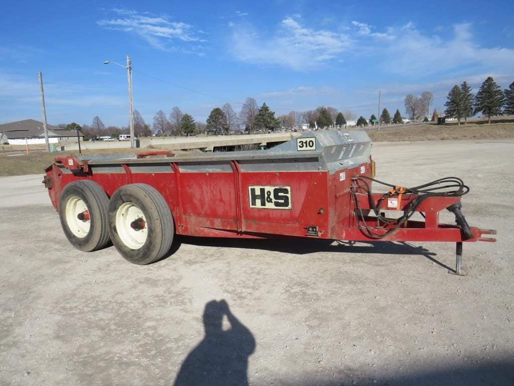 H&S 310 Equipment Image0