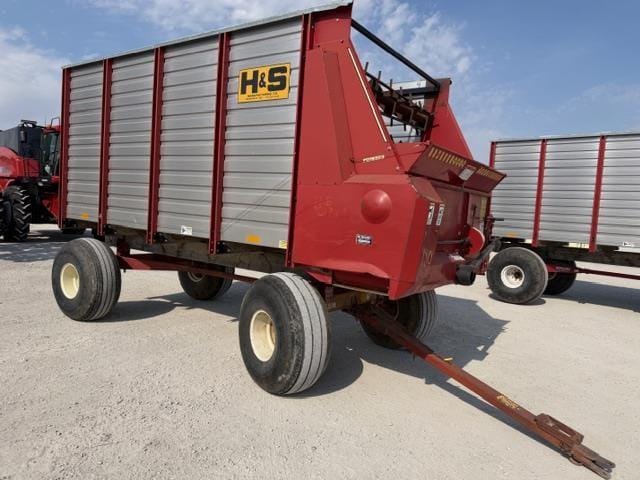 H&S Super 7+4 Equipment Image0
