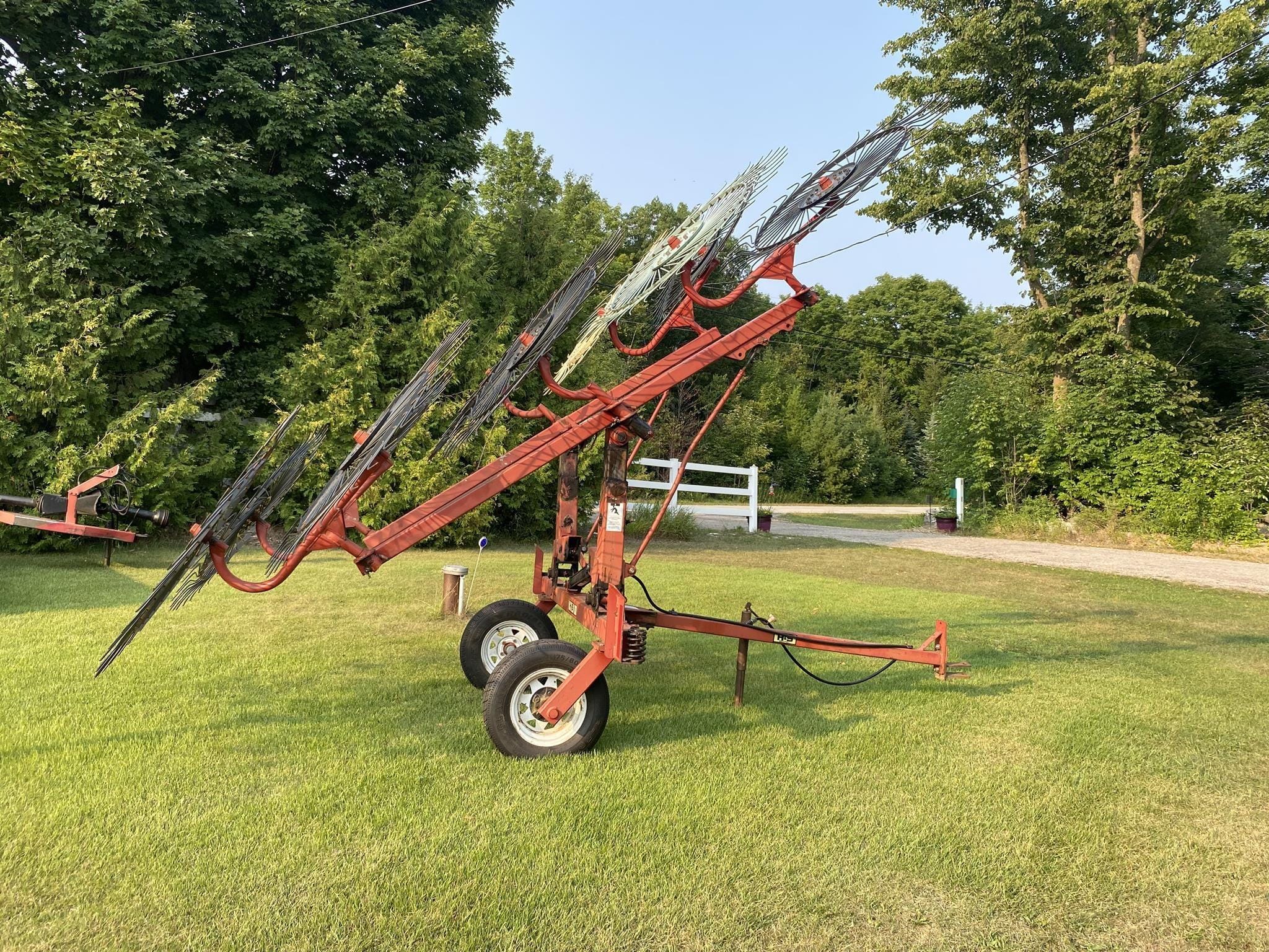 H&S CR10 Equipment Image0