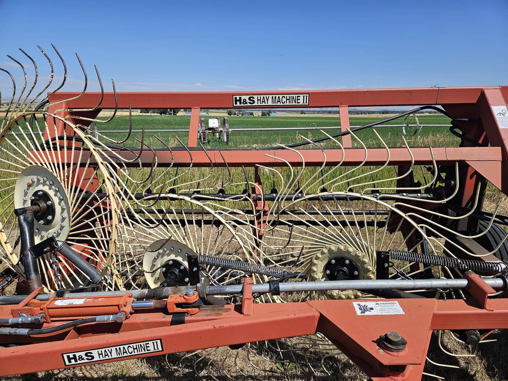 H&S Hay Machine II Equipment Image0