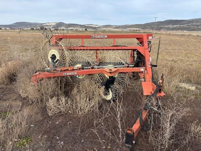 H&S Hay Machine II Equipment Image0