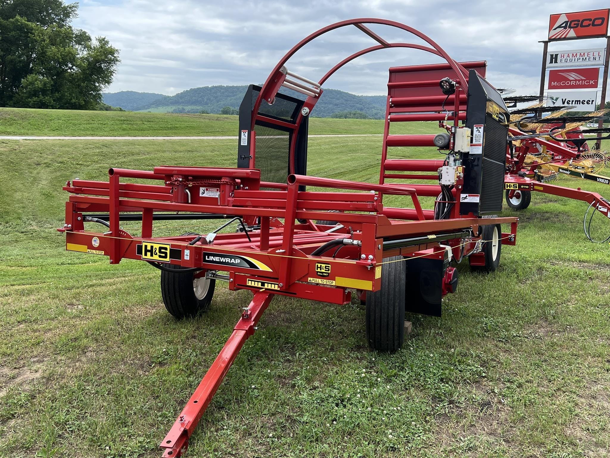 H&S LW1100 Equipment Image0