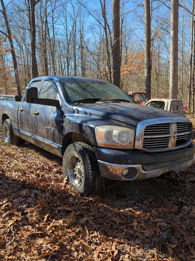 Image of Dodge Ram 1500 equipment image 1