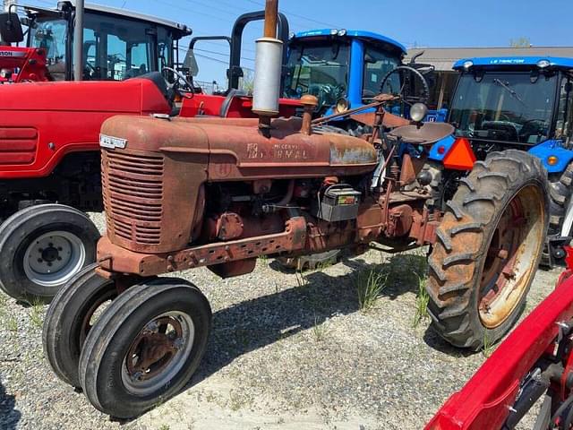 Image of Farmall H equipment image 4