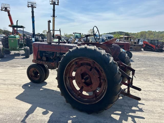 Image of Farmall H equipment image 4