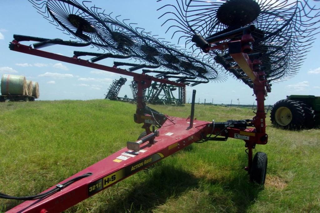 H&S 3212 Equipment Image0