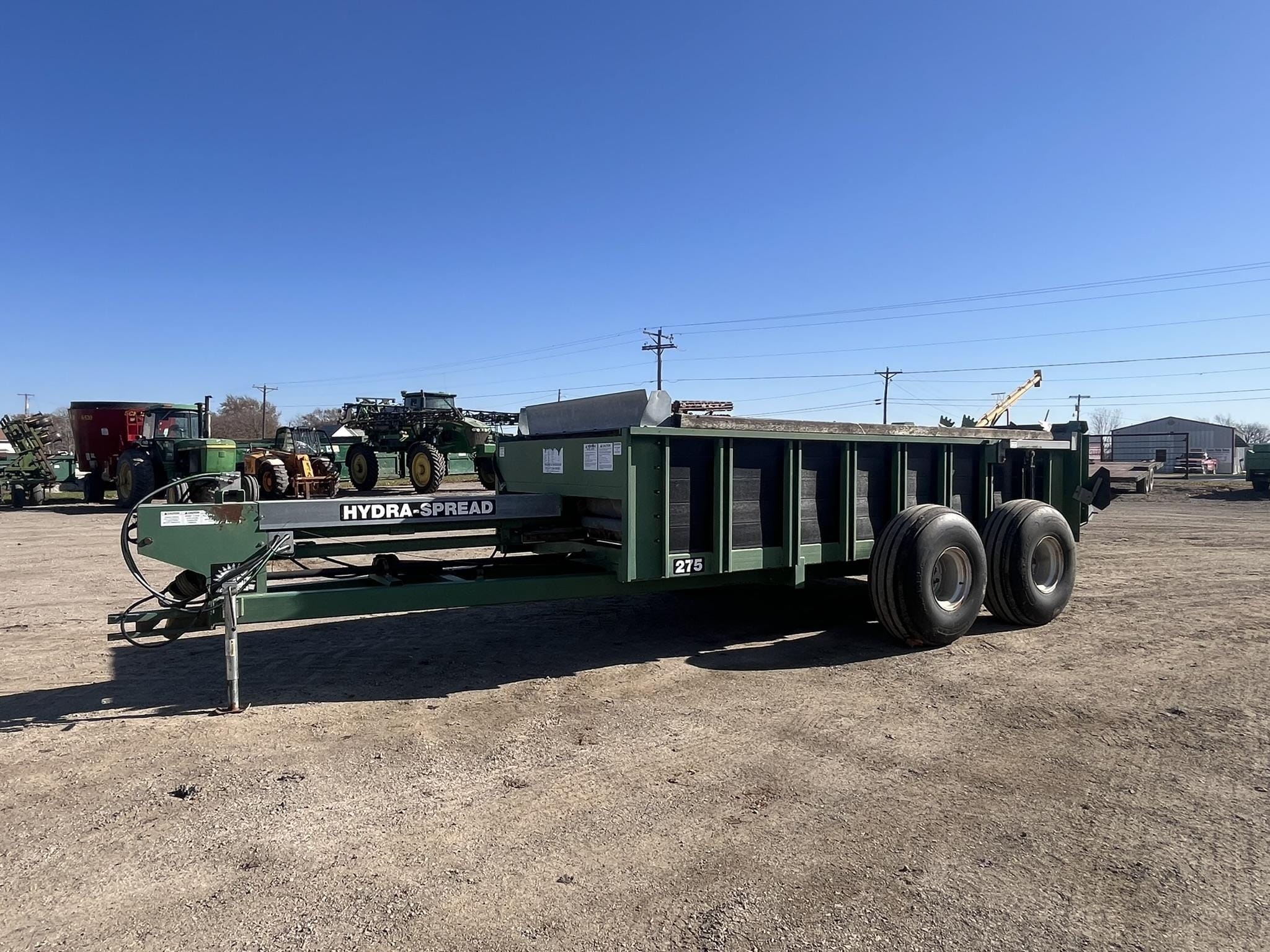 Hagedorn Hydra-Spread 275 Equipment Image0