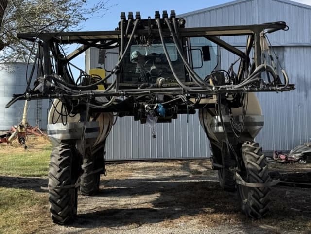 Image of Hagie 280 equipment image 4