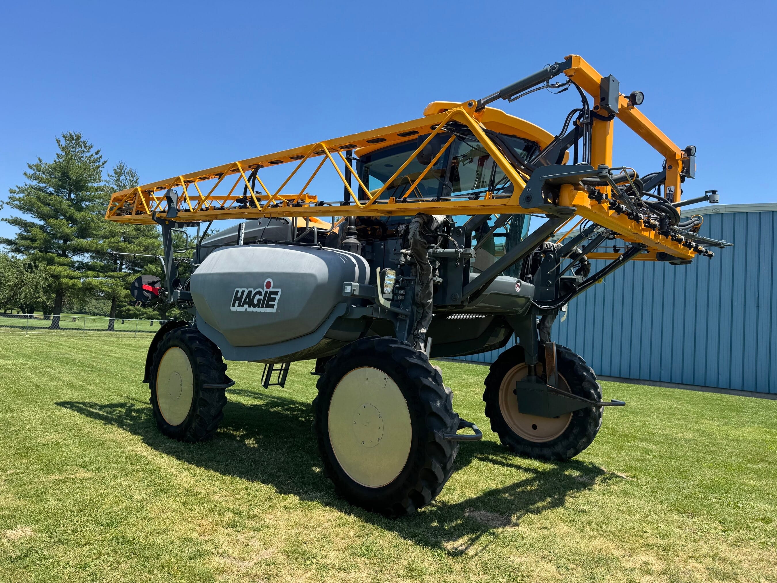 2021 Hagie DTS-10 Equipment Image0