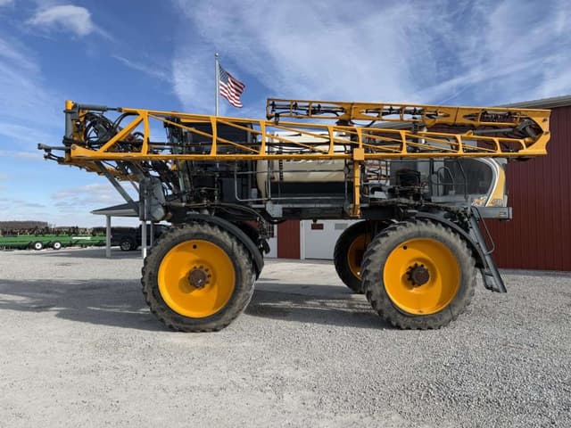 Image of Hagie STS10 equipment image 2