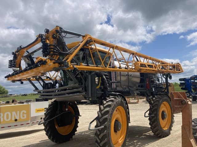 Image of Hagie STS12 equipment image 3