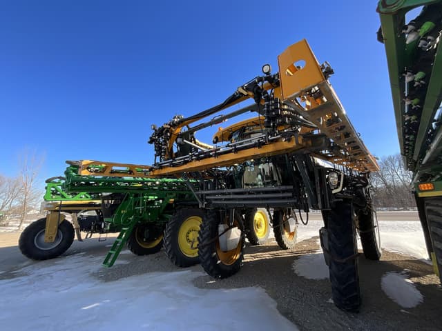 Image of Hagie STS16 equipment image 1