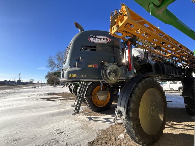 Image of Hagie STS16 equipment image 4