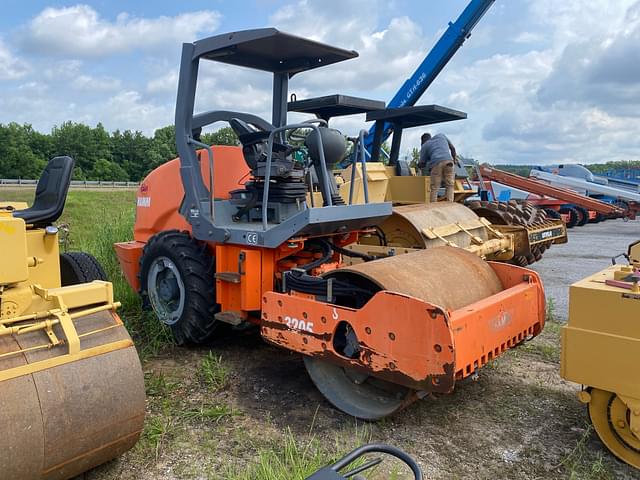 Image of Hamm 3205 equipment image 1
