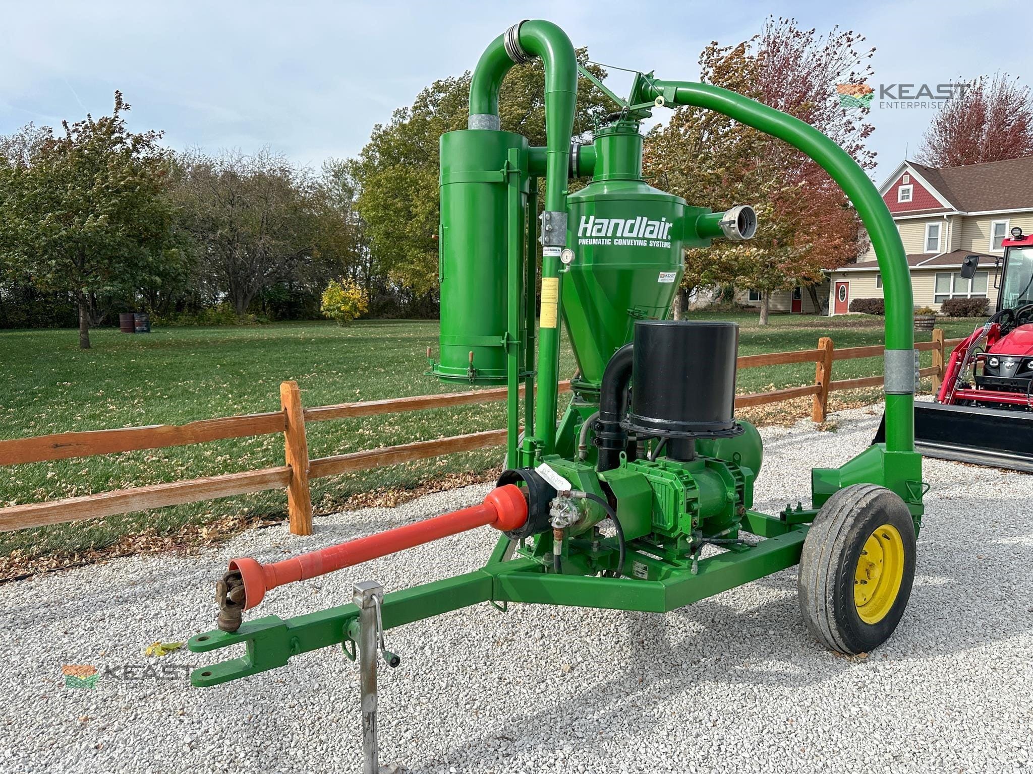 Handlair 555 Equipment Image0