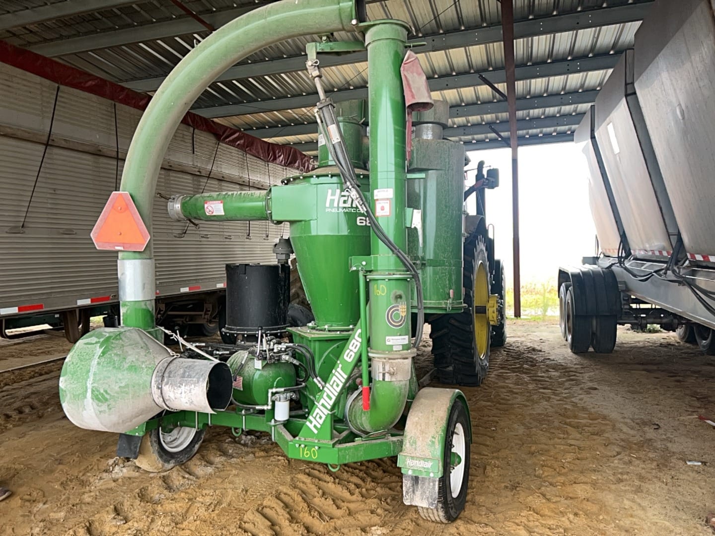 Handlair 680 Equipment Image0