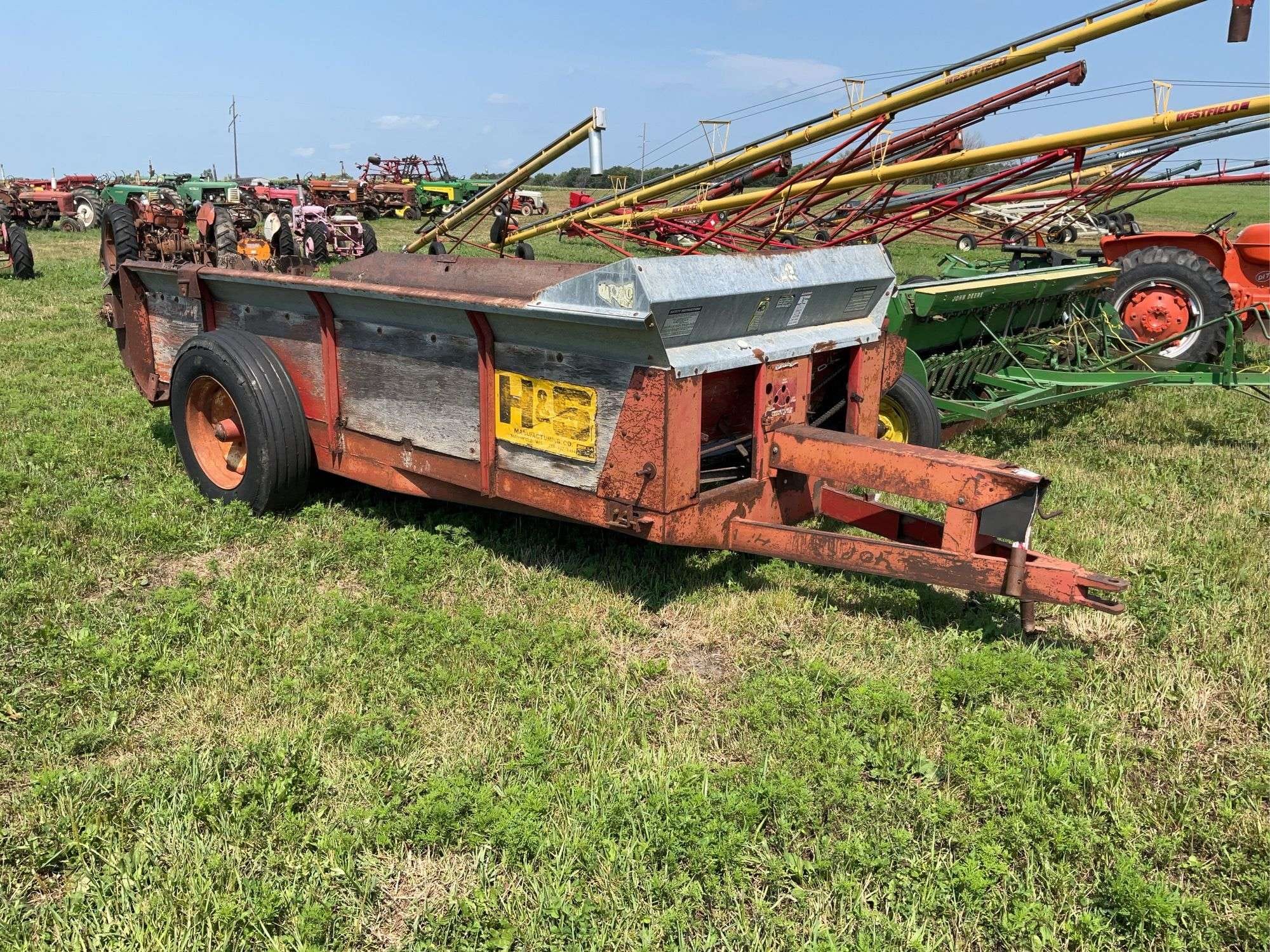 H&S 270 Equipment Image0