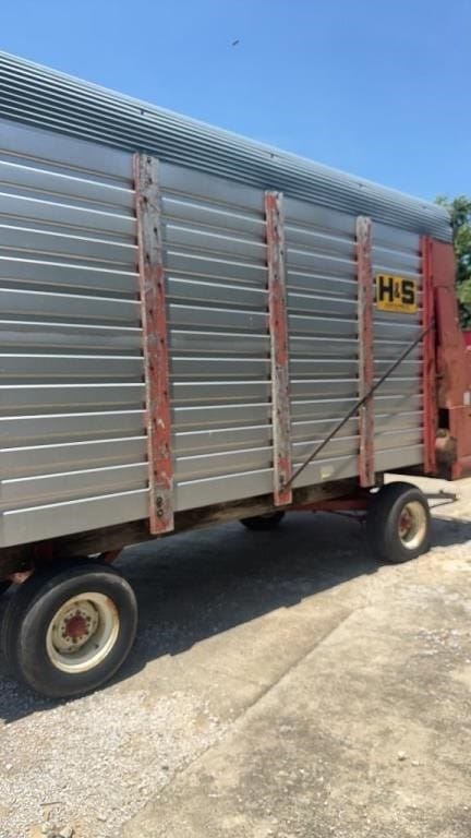 H&S 500 Equipment Image0