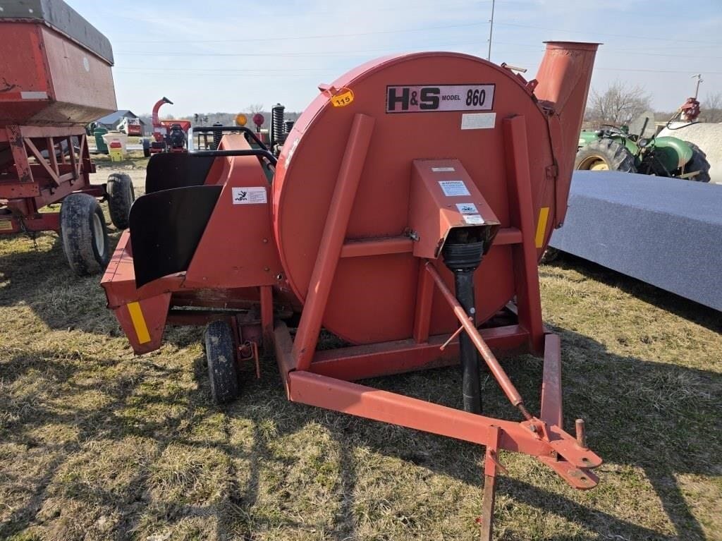 H&S 860 Equipment Image0