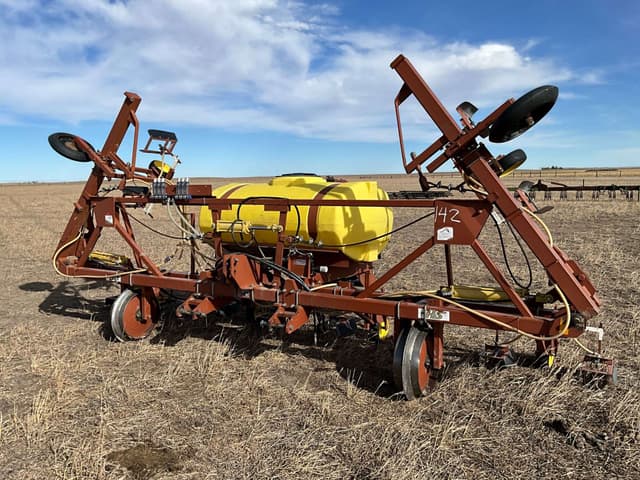 Image of H&S Band Sprayer equipment image 2