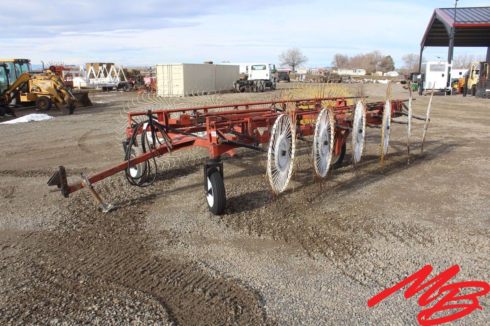 H&S Bi-Fold-12 Equipment Image0