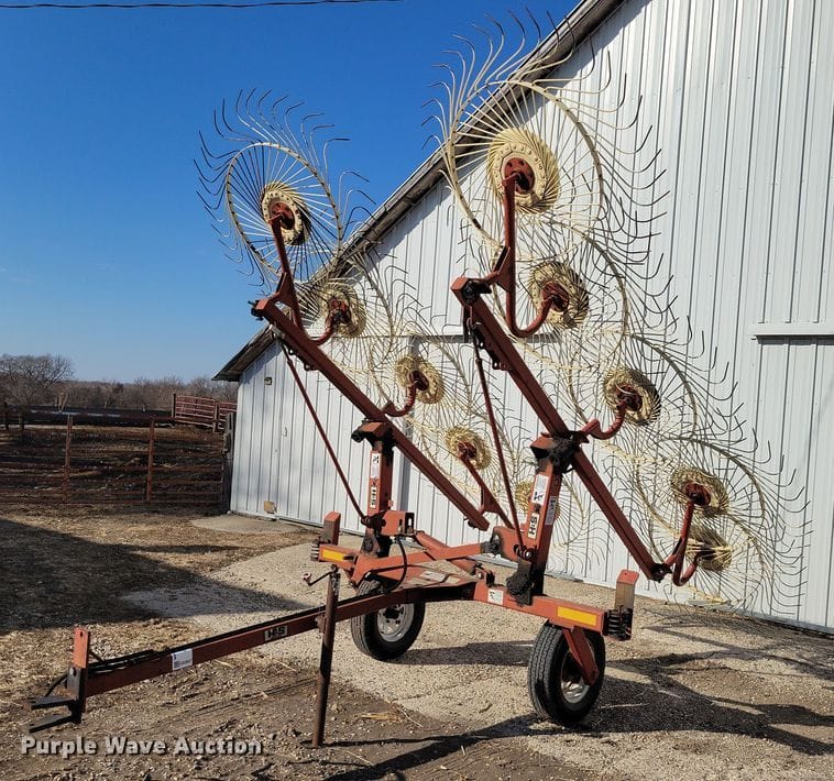 H&S V-RAKE 10 Equipment Image0