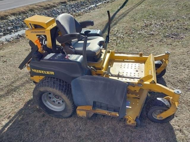 Image of Hustler Super Z equipment image 2