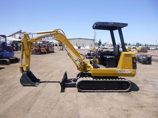 Image of Hanix N260 equipment image 4