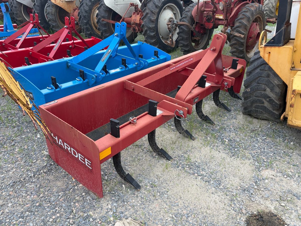 Hardee ES-84 Equipment Image0