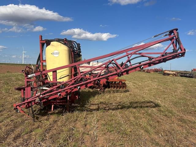 Image of Hardi Mega 350 equipment image 3