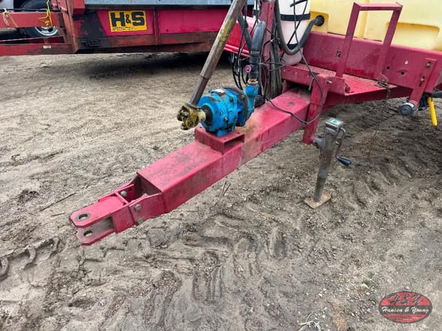 Image of Hardi TR500G equipment image 1