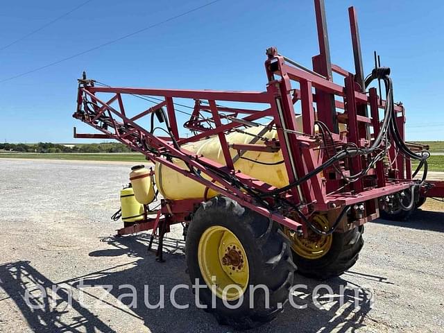 Image of Hardi TR500G equipment image 2