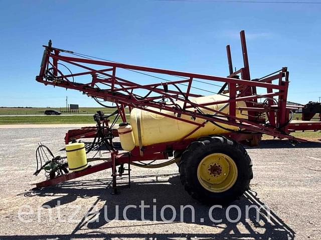 Image of Hardi TR500G equipment image 1