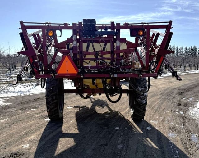 Image of Hardi Navigator 575 equipment image 2