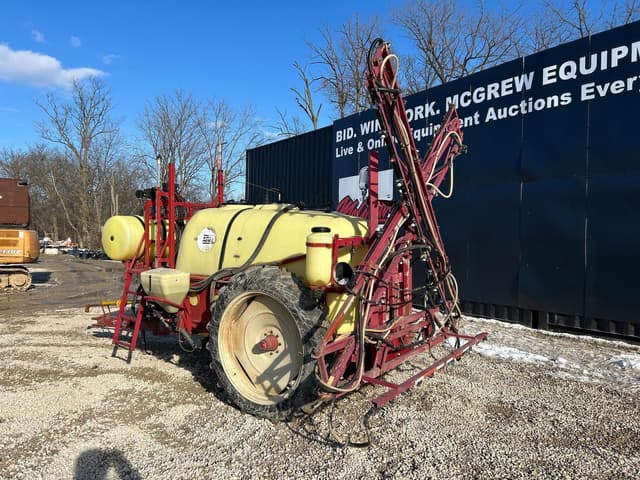 Image of Hardi 650 equipment image 1