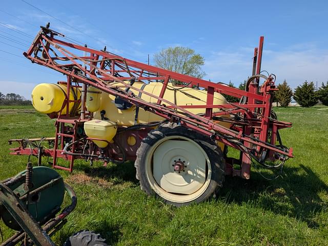 Image of Hardi 650 equipment image 1