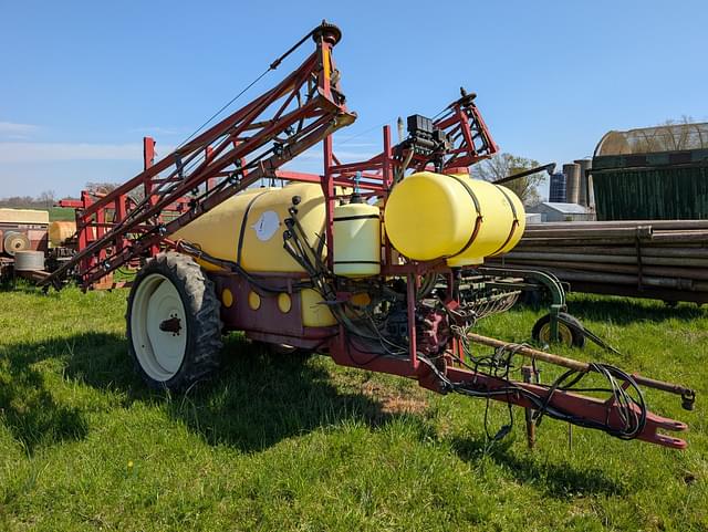 Image of Hardi 650 equipment image 3