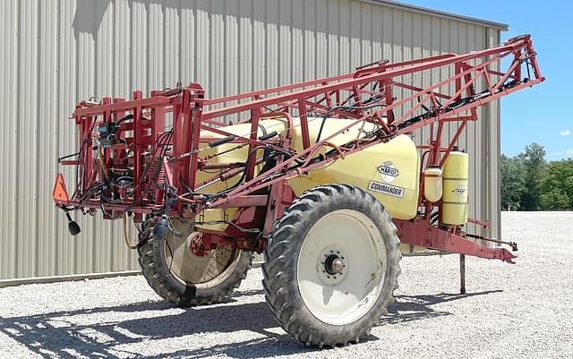 Image of Hardi Commander equipment image 4