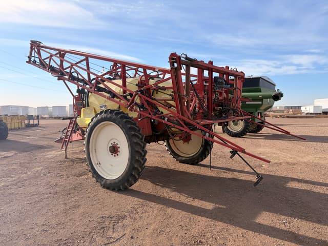 Image of Hardi Commander 1200 equipment image 3