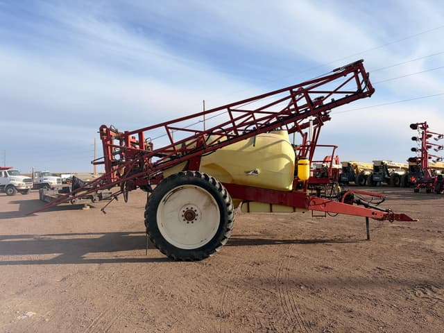 Image of Hardi Commander 1200 equipment image 4