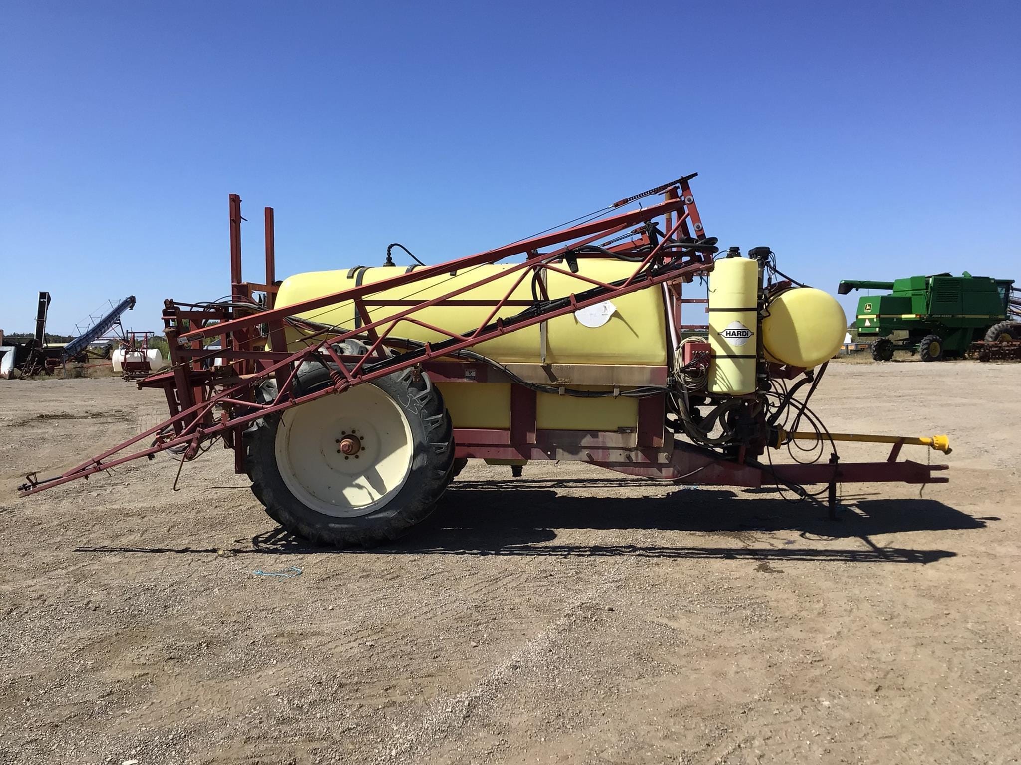 Hardi HC950 Equipment Image0