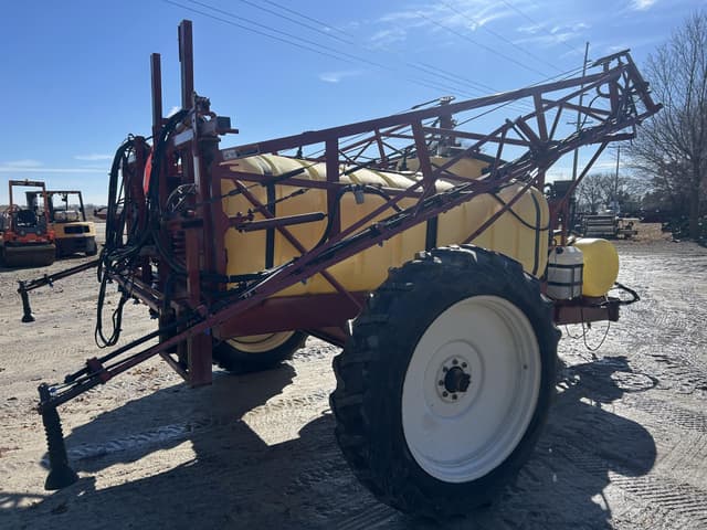 Image of Hardi NAV1000 equipment image 2