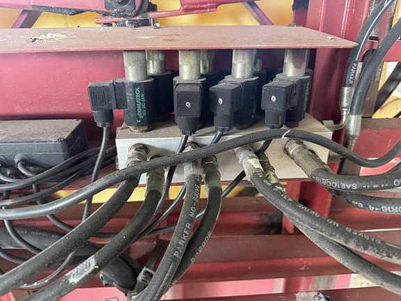 Image of Hardi NAV1000M equipment image 1