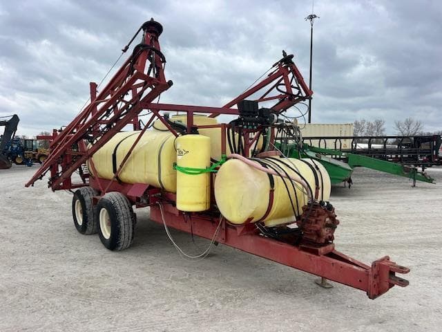 Image of Hardi Navigator 800 equipment image 2