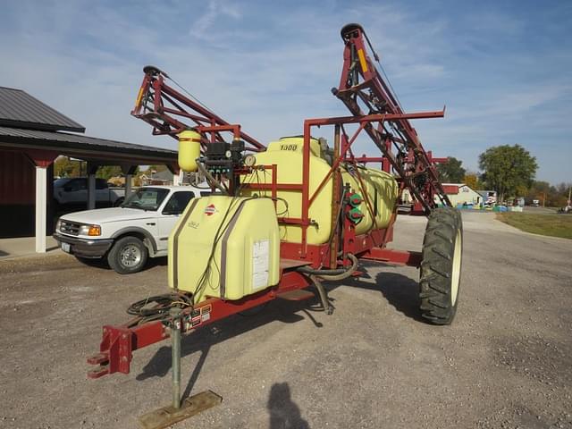 Image of Hardi Navigator 1000 equipment image 1