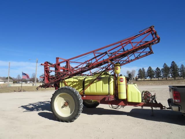 Image of Hardi Navigator 1000 equipment image 1