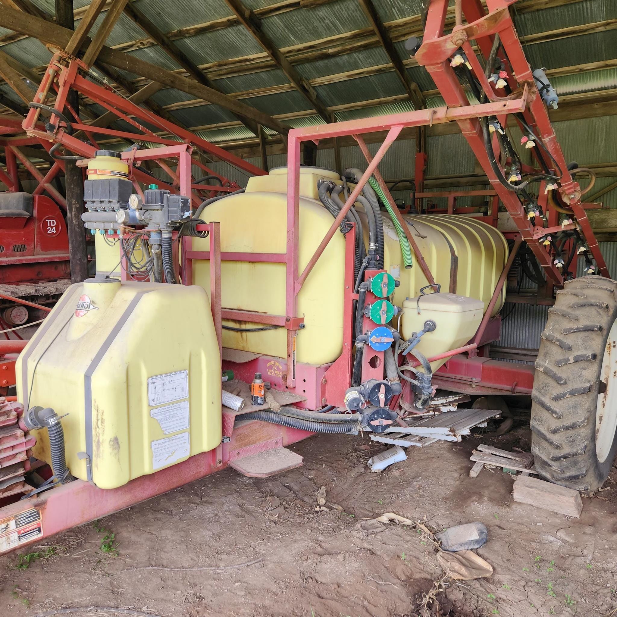 Hardi Navigator 1000 Equipment Image0