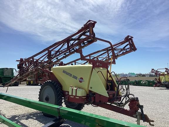 Image of Hardi Navigator 3000 equipment image 1