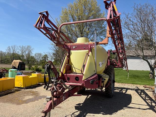 Image of Hardi Navigator 4000 equipment image 1