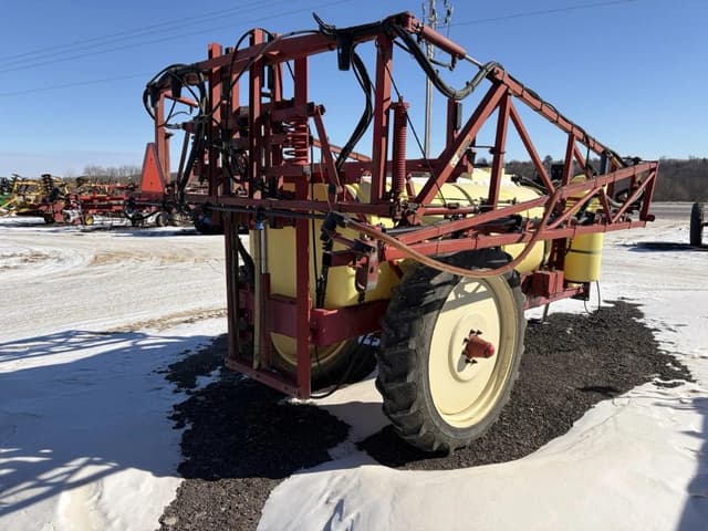 Image of Hardi Navigator 550 equipment image 2